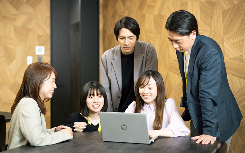 営業の仕事の様子